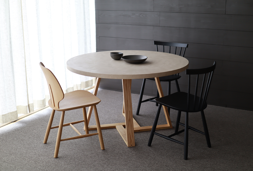 NA01 MORTEX ROUND TABLE / モールテックス | インテリアショップ FORMS(フォルムス)  ｜静岡の無垢家具インテリア専門店インテリアショップ FORMS(フォルムス) ｜静岡の無垢家具インテリア専門店